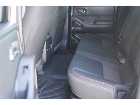 Used 2023 Nissan Frontier PRO-4X w/ Pro Convenience Package AWD/4WD image 13