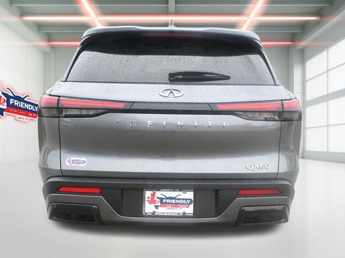 Used 2025 INFINITI QX60 Luxe w/ Vision Package FWD image 19