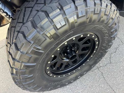 Used 2019 Jeep Wrangler Unlimited Sport S image 31