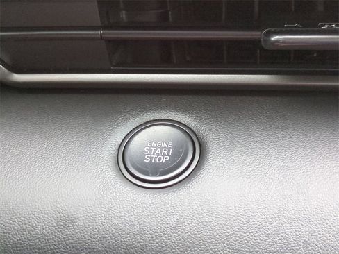 New 2026 Hyundai Elantra Sport image 25