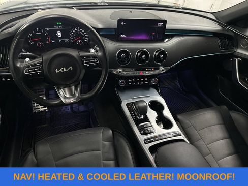 Used 2022 Kia Stinger GT2 RWD image 13