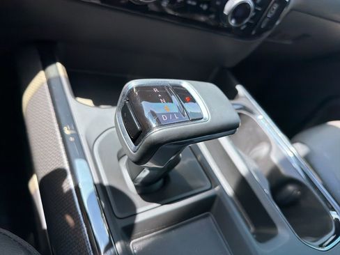 Used 2024 Chevrolet Silverado 1500 ZR2 w/ Technology Package image 19