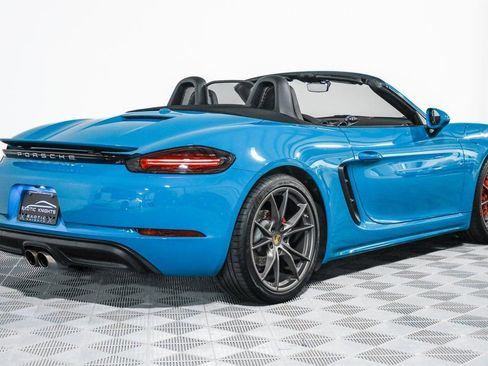 Used 2018 Porsche 718 Boxster S image 13