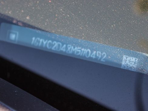 Used 2021 Chevrolet Corvette Stingray Premium Cpe w/ Z51 Performance Package image 2