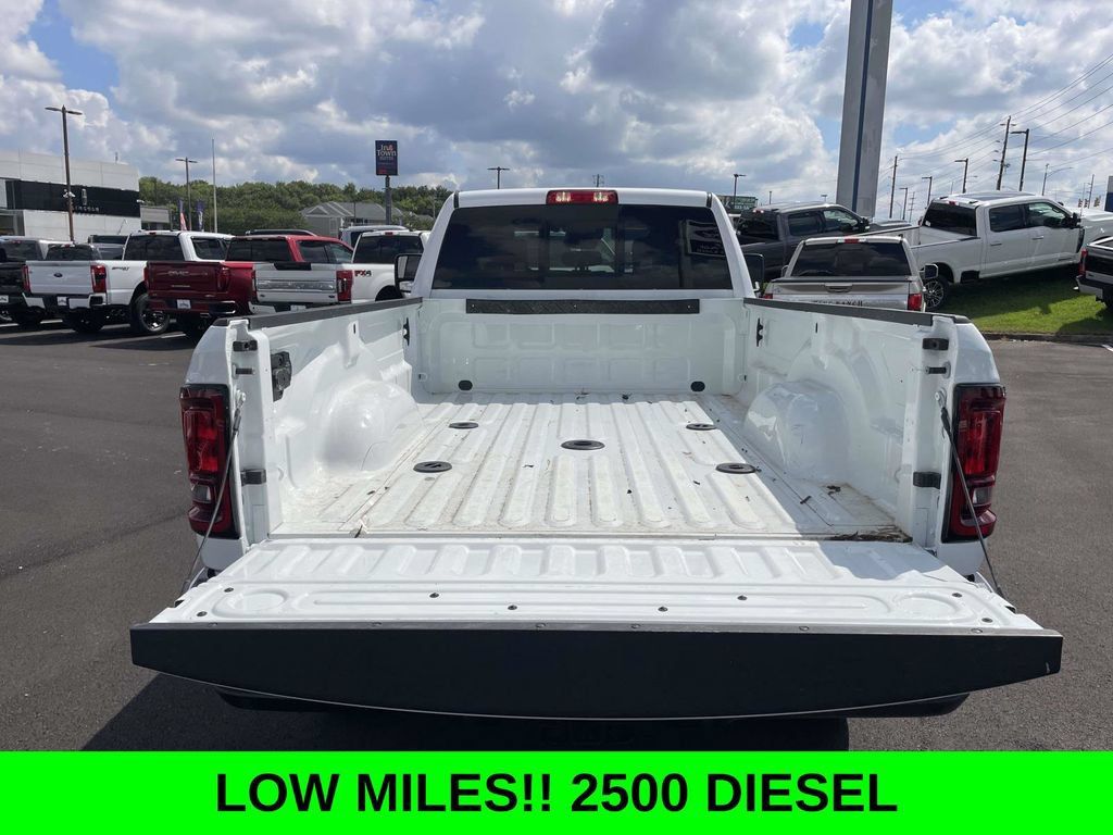 Used 2025 RAM 2500 Tradesman AWD/4WD image 10