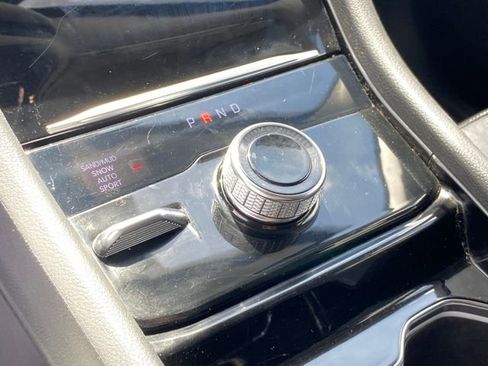 Used 2023 Jeep Grand Cherokee Limited image 13