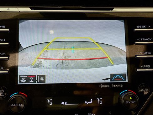 Used 2020 Toyota Camry XSE image 16