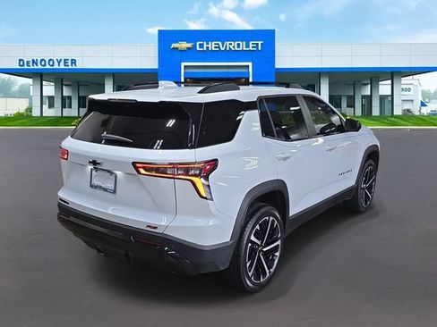 New 2026 Chevrolet Equinox RS w/ Convenience Package III FWD image 8