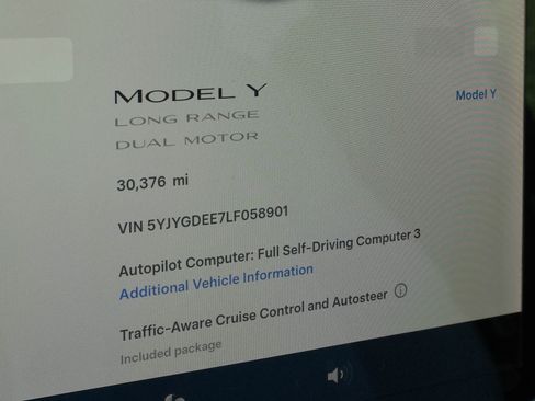 Used 2020 Tesla Model Y Long Range AWD/4WD image 24