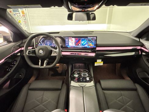 New 2026 BMW 540i xDrive w/ Executive Package AWD/4WD image 15