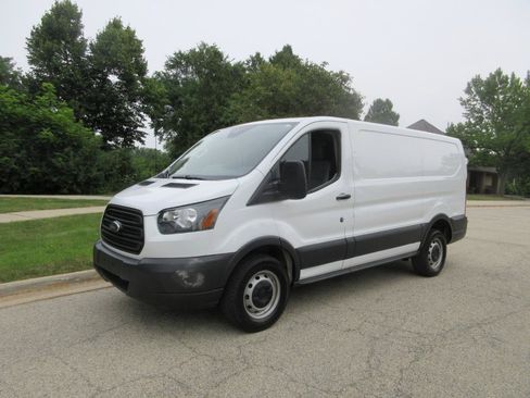 Used 2018 Ford Transit 250 130 Low Roof RWD image 25