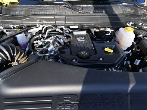 New 2025 RAM 5500 Tradesman image 23