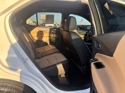 Used 2022 Chevrolet Equinox Premier image 20