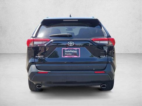 Used 2024 Toyota RAV4 XLE FWD image 7