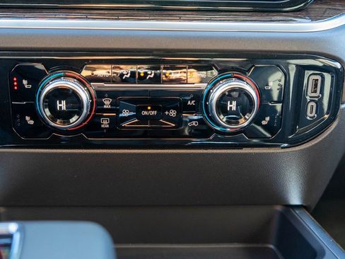 New 2026 GMC Sierra 1500 Elevation w/ Elevation Premium Package image 25