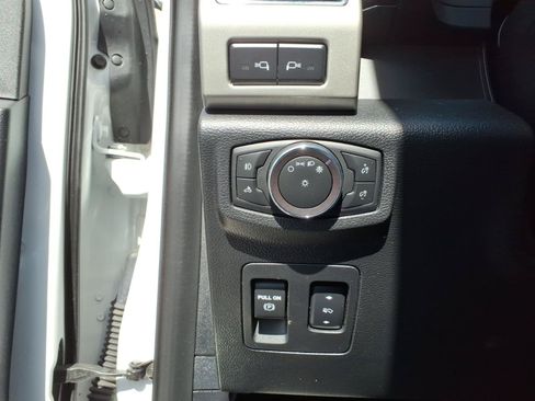 Used 2020 Ford F150 Lariat w/ Equipment Group 502A Luxury AWD/4WD image 15