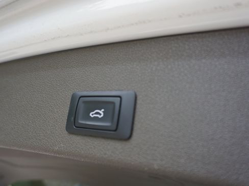 Used 2016 Audi Q5 2.0T Premium Plus image 34