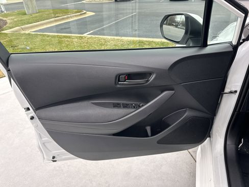 Certified 2024 Toyota Corolla LE image 14