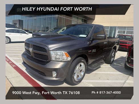 Used 2014 RAM 1500 Express RWD image 1