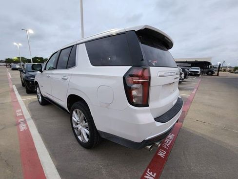 Used 2021 Chevrolet Tahoe High Country w/ Premium Package image 4
