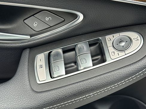 Used 2020 Mercedes-Benz C 300 Sedan image 14