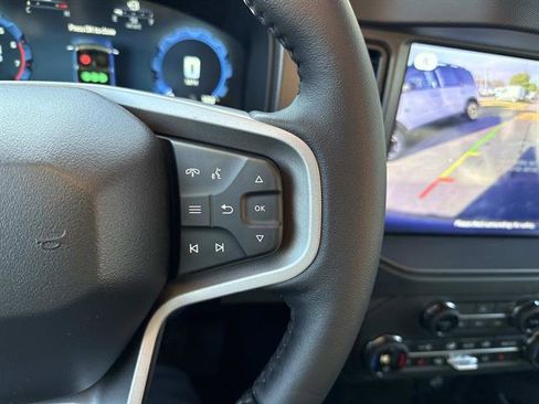 New 2025 Ford Bronco Badlands image 13