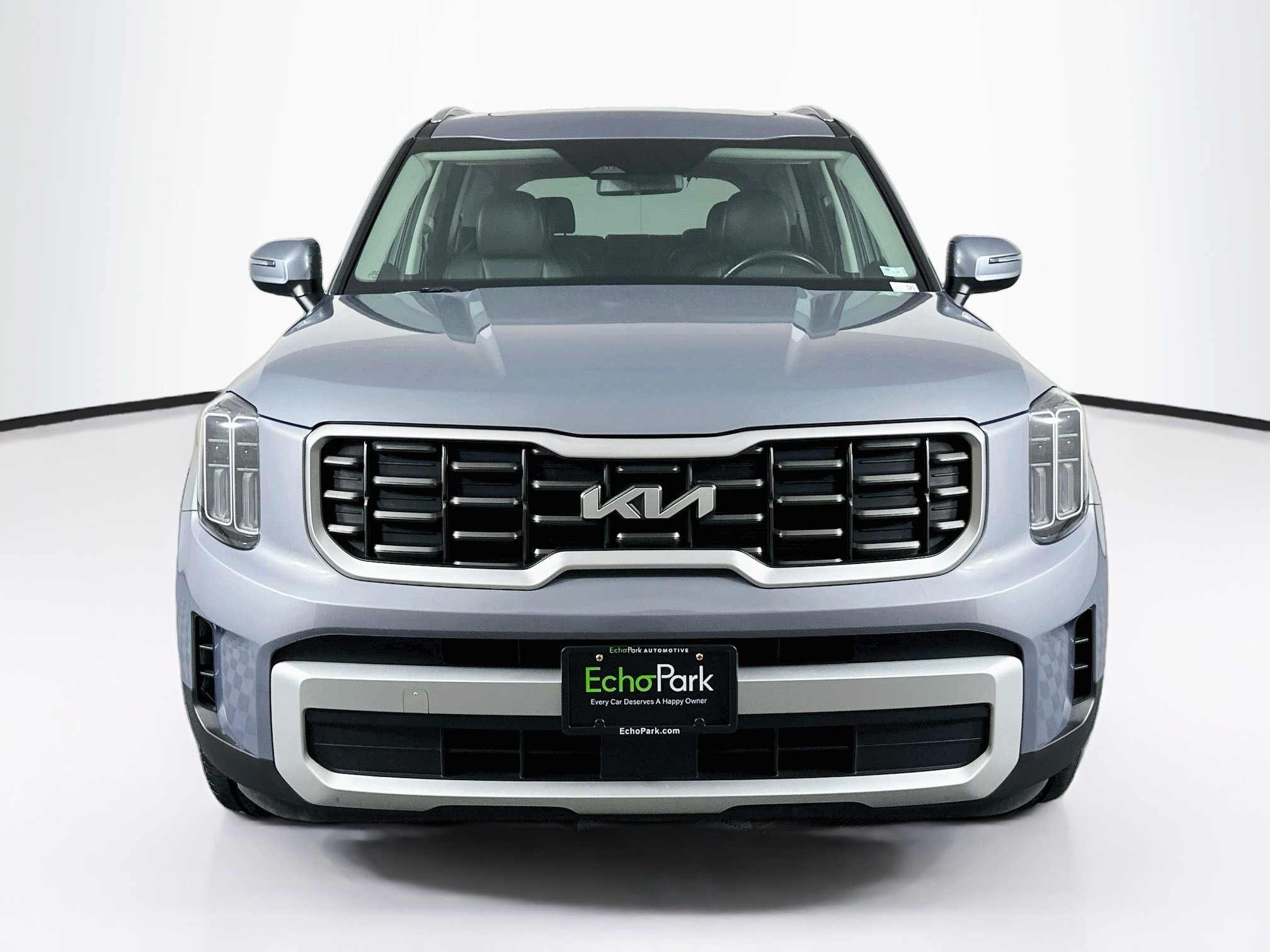 Used 2025 Kia Telluride S FWD image 2