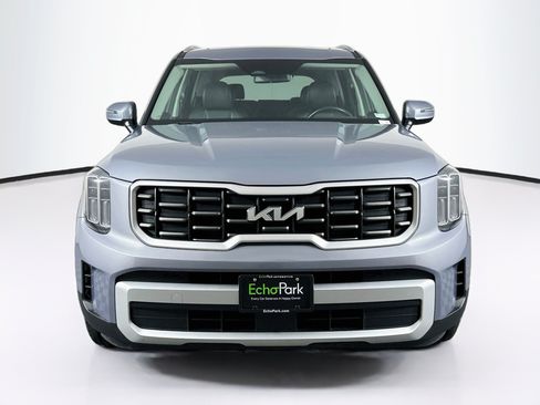 Used 2025 Kia Telluride S FWD image 2