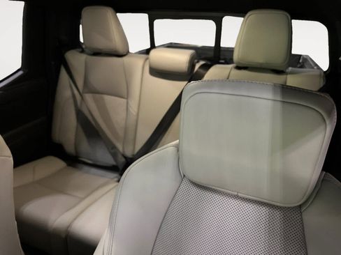 New 2025 Toyota Tacoma Limited image 17