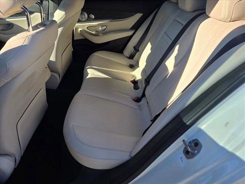 Used 2019 Mercedes-Benz E 300 E 300 image 17