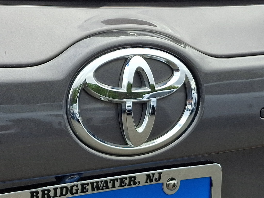 Used 2015 Toyota Highlander XLE FWD image 33