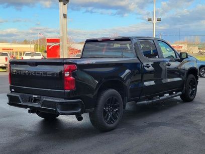 Used 2026 Chevrolet Silverado 1500 Custom w/ Turbomax Blackout Package
