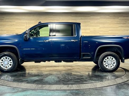 Used 2020 Chevrolet Silverado 2500 LTZ w/ LTZ Plus Package AWD/4WD image 13
