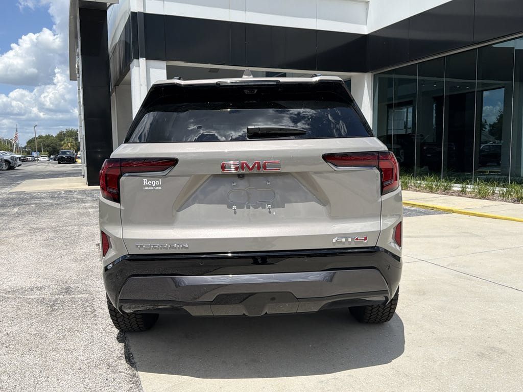 New 2027 GMC Terrain AT4 w/ Technology Package II AWD/4WD image 5