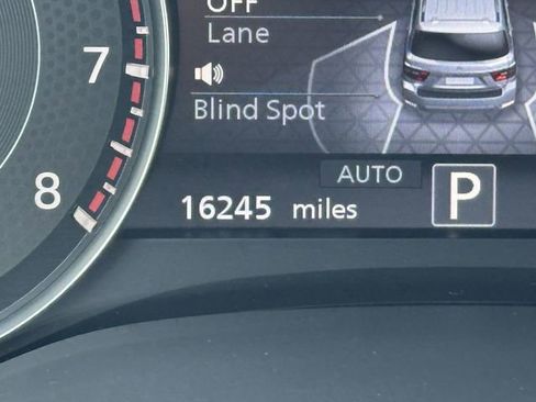 Used 2024 Nissan Armada SL w/ Midnight Edition Package image 29