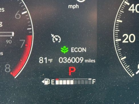 Used 2024 Honda HR-V LX image 10