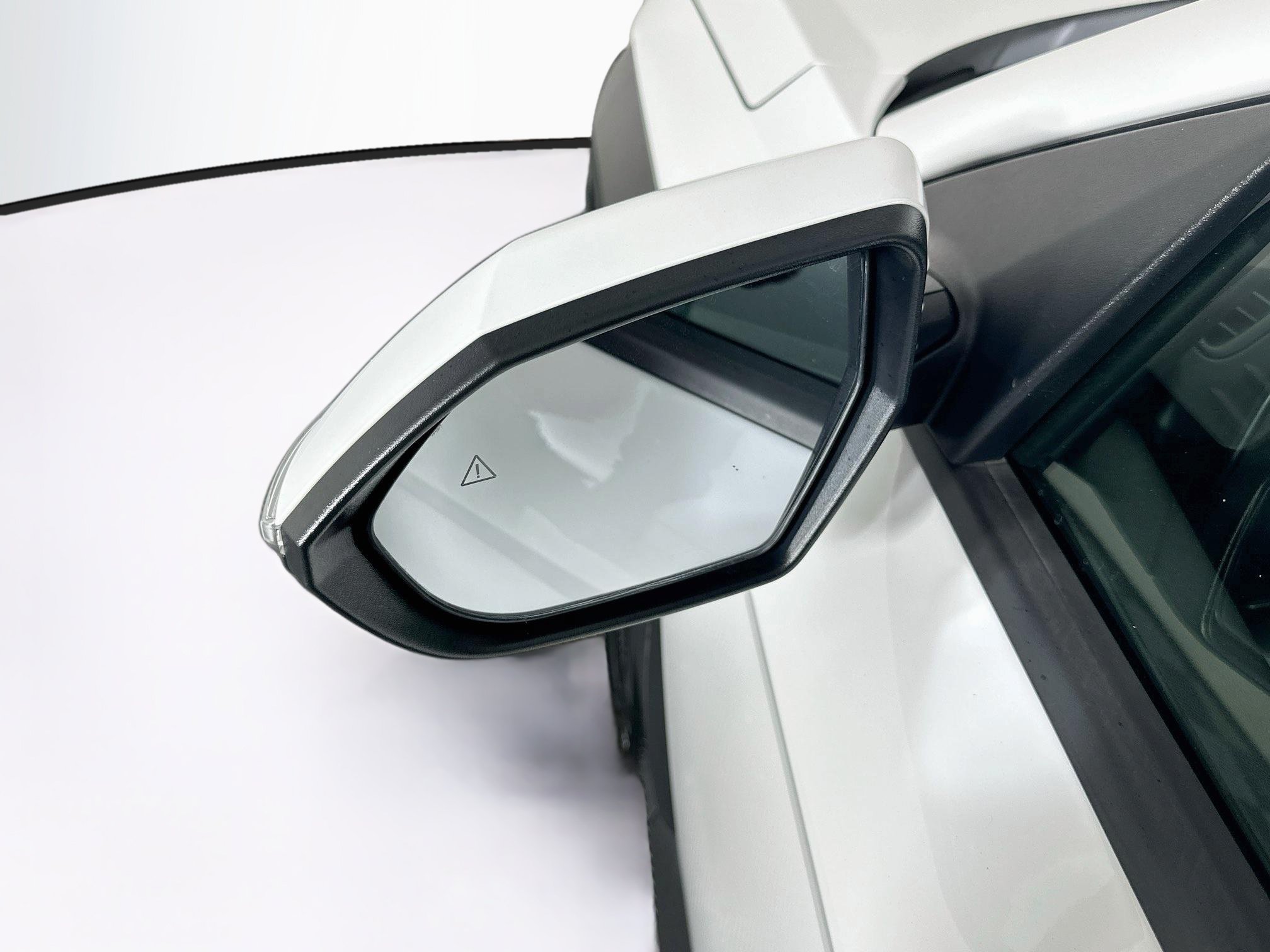 Used 2025 Hyundai Kona SEL FWD image 16