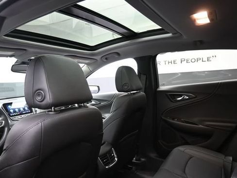 Used 2022 Chevrolet Malibu Premier FWD image 24