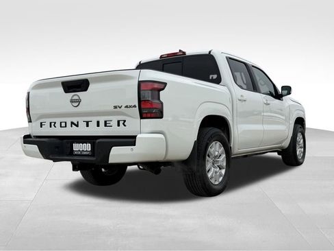 Used 2022 Nissan Frontier SV image 3