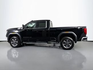 New 2025 GMC Sierra 2500 SLE w/ SLE Value Package; video 4