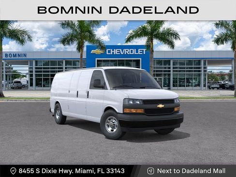 New 2026 Chevrolet Express 2500 Extended RWD image 2