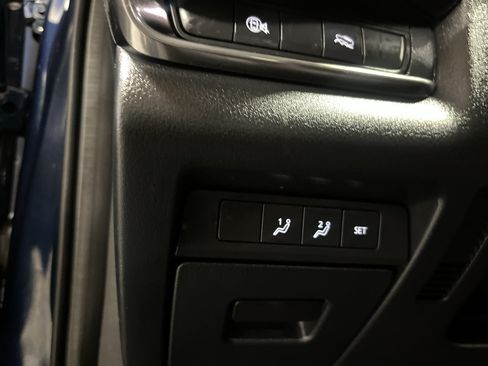 Used 2025 MAZDA CX-30 AWD 2.5 S w/ Preferred Package image 33