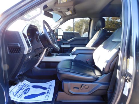 Used 2020 Ford F250 Lariat w/ Lariat Value Package image 13