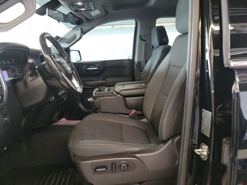 Used 2019 GMC Sierra 1500 SLE w/ X31 Off-Road Package AWD/4WD image 6