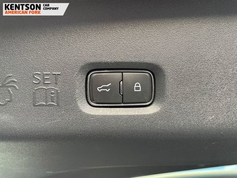 Used 2025 Ford Expedition Max Platinum AWD/4WD image 46