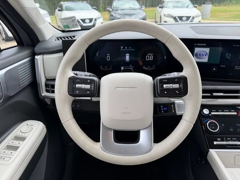 Certified 2025 Hyundai Santa Fe SEL FWD image 17