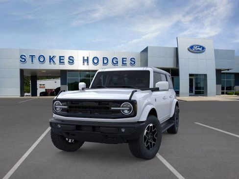 New 2025 Ford Bronco Outer Banks image 25
