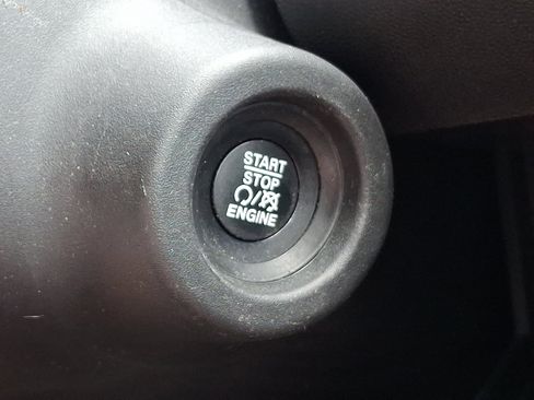 Used 2023 RAM ProMaster 2500 FWD image 24
