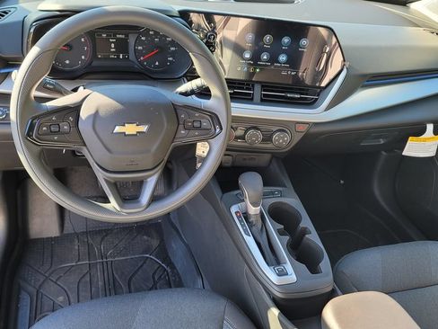 New 2026 Chevrolet Trax LS w/ Driver Confidence Package FWD image 24