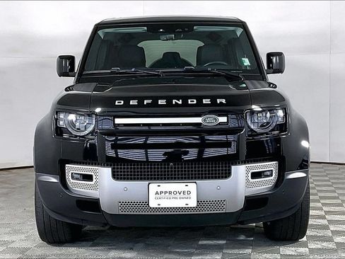 Used 2024 Land Rover Defender 110 SE AWD/4WD image 2